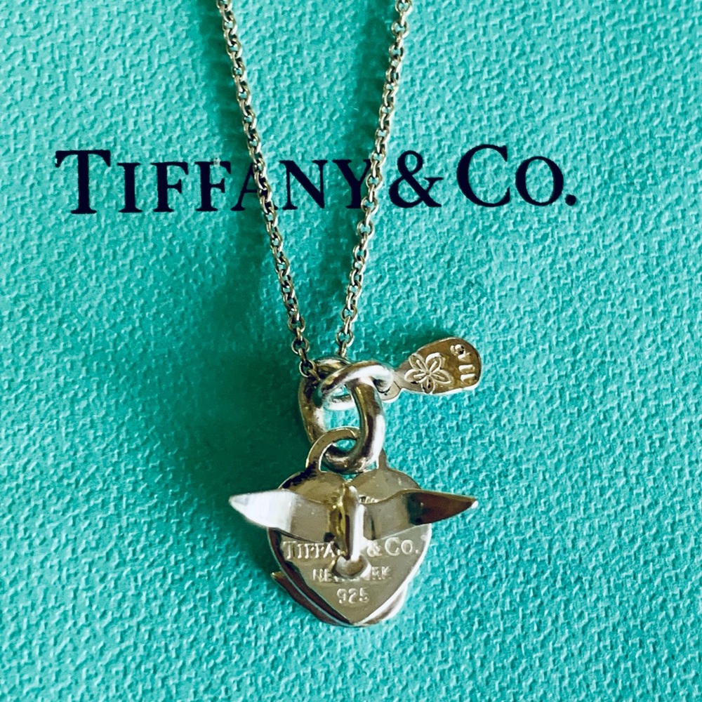 Tiffany & Co Sterling Silver Berry Marlow Seagull/Swan Necklace